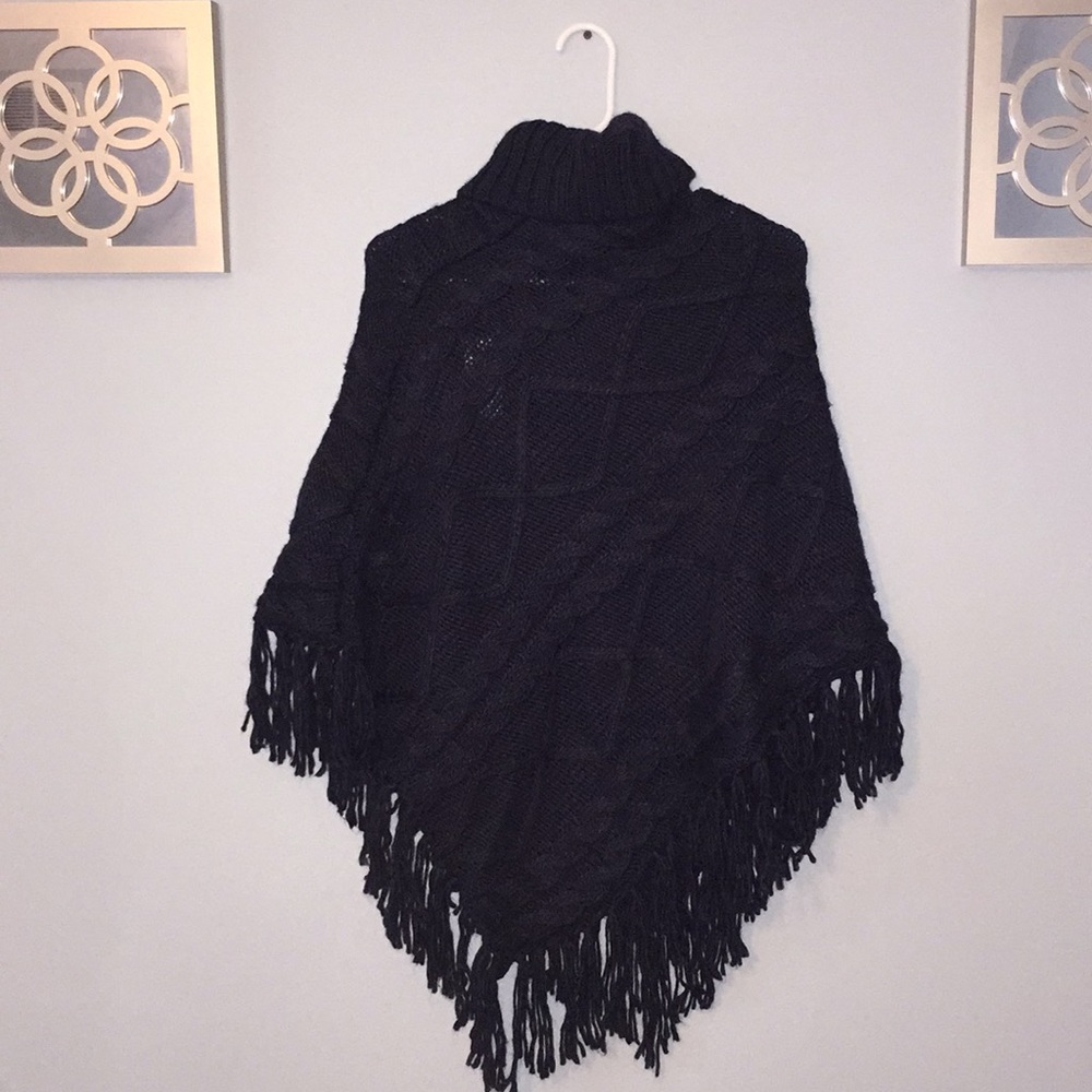 Forever21 turtleneck sweater poncho in navy blue